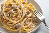 Robust Sausage & Blue Cheese Pasta with Toasted Walnuts