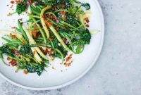 Sautéed Green Beans and Spinach with Golden Breadcrumbs