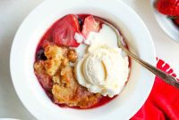 Sweet Summer Strawberry Blueberry Cobbler