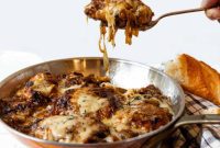 Caramelized Onion Chicken Skillet
