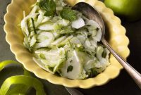 Refreshing Apple Celery Crunch