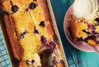Easy Blueberry Crumb Cake