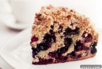 Blueberry Crumble Cake