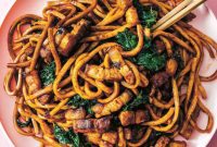 Wok-Kissed Shanghai Noodles