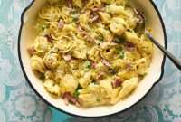 Creamy One-Pan Prosciutto Pea Tortellini