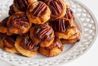 Caramel Pecan Clusters