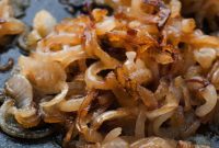 Slow Cooking Onions to Golden Perfection