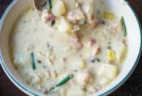 Velvety New England Clam Chowder