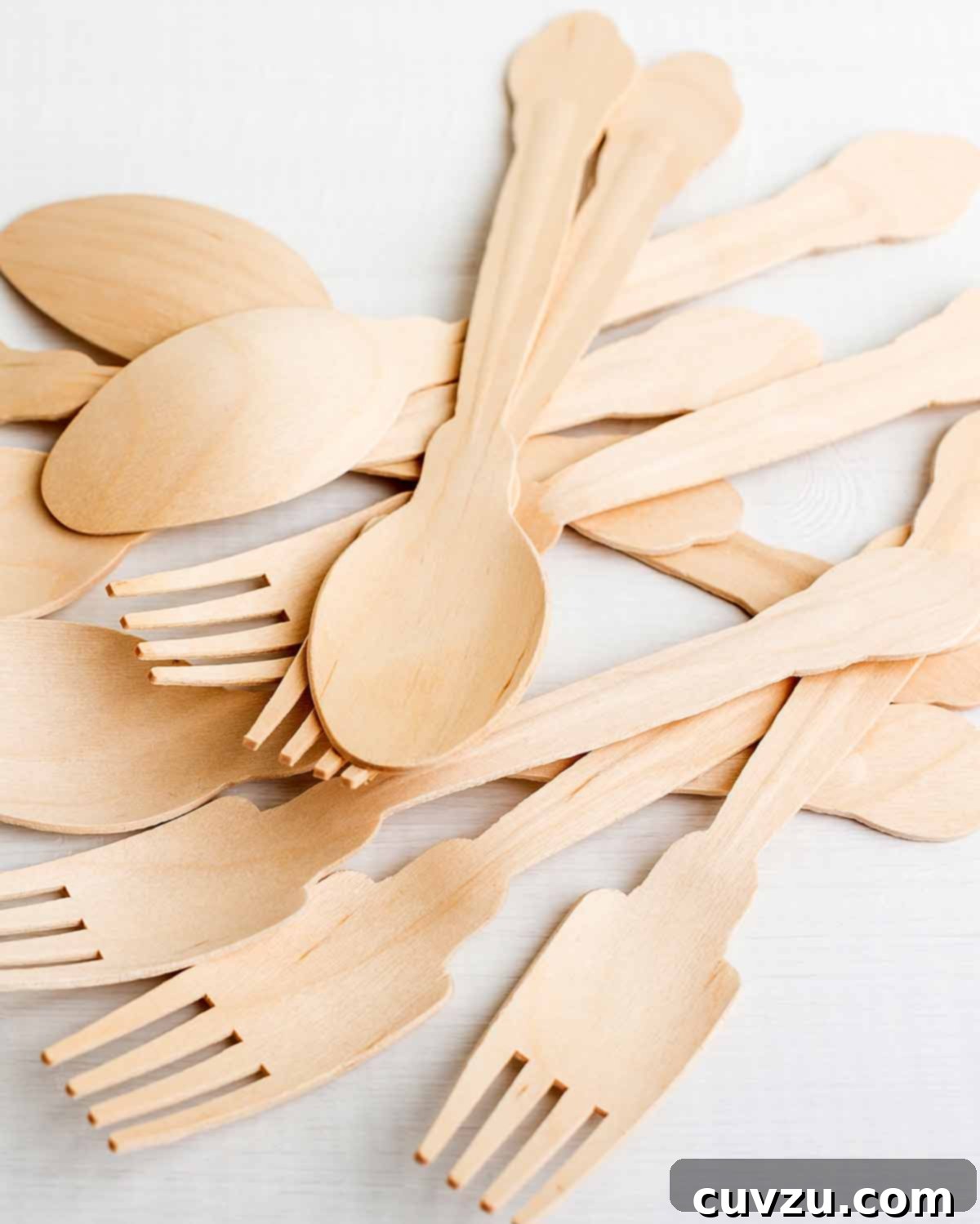 Making Disposable Bamboo Utensils Last Longer 2 A collection of disposable bamboo utensils in a pile, highlighting their natural, eco-friendly appeal.