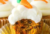 Moist Spiced Carrot Cupcakes