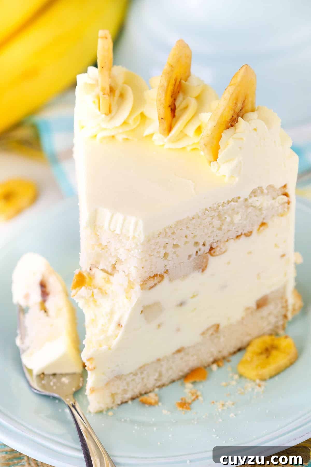 Banana Pudding Ice Cream Dream 8 Slice of banana cake with banana slices.
