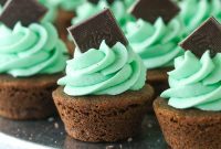 Decadent Mint Chocolate Cookie Cups